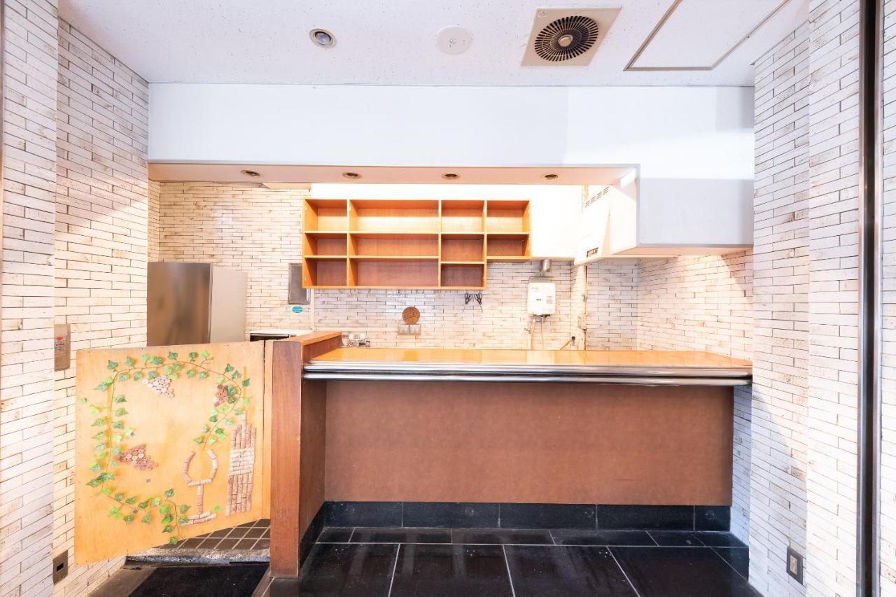 Oyo Hotel Exsaison Sugamo Токио Экстерьер фото