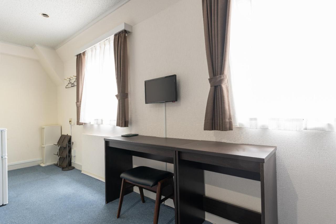 Oyo Hotel Exsaison Sugamo Токио Экстерьер фото